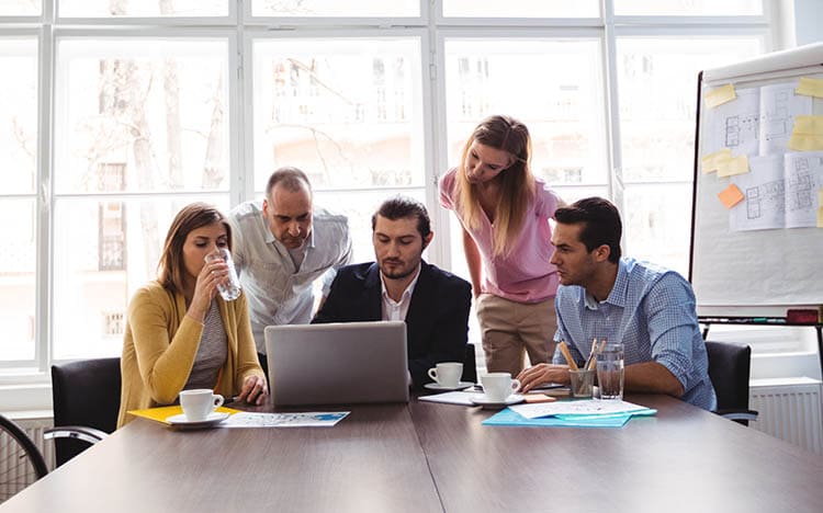 What is Autonomous Endpoint Management? Best Practices and Use Cases