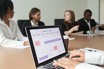 Developing Stateful, Event-driven and Real-time Applications